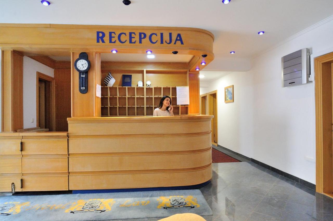 Hotel Lav Неум Екстер'єр фото