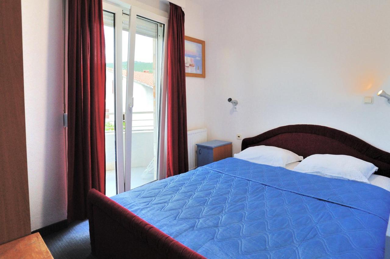 Hotel Lav Неум Екстер'єр фото
