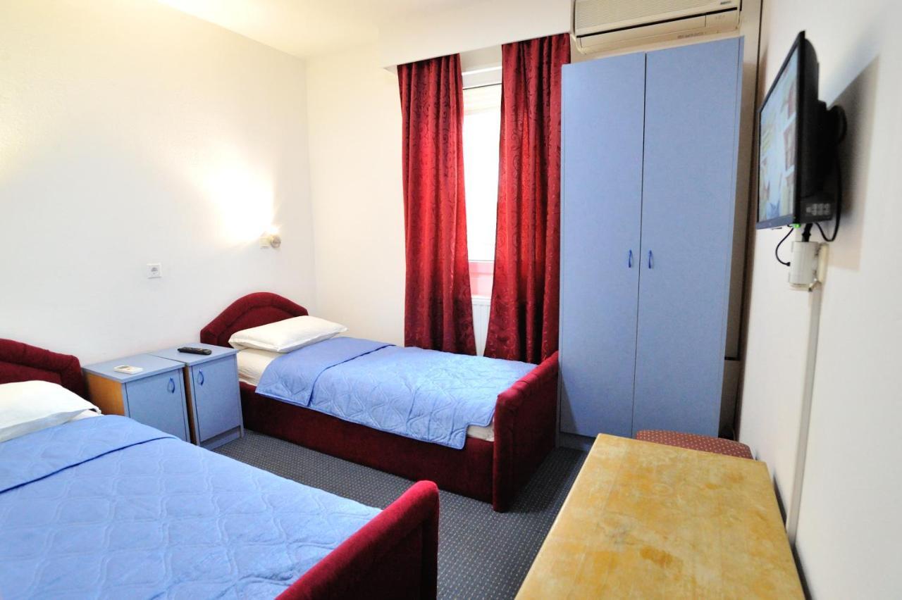 Hotel Lav Неум Екстер'єр фото