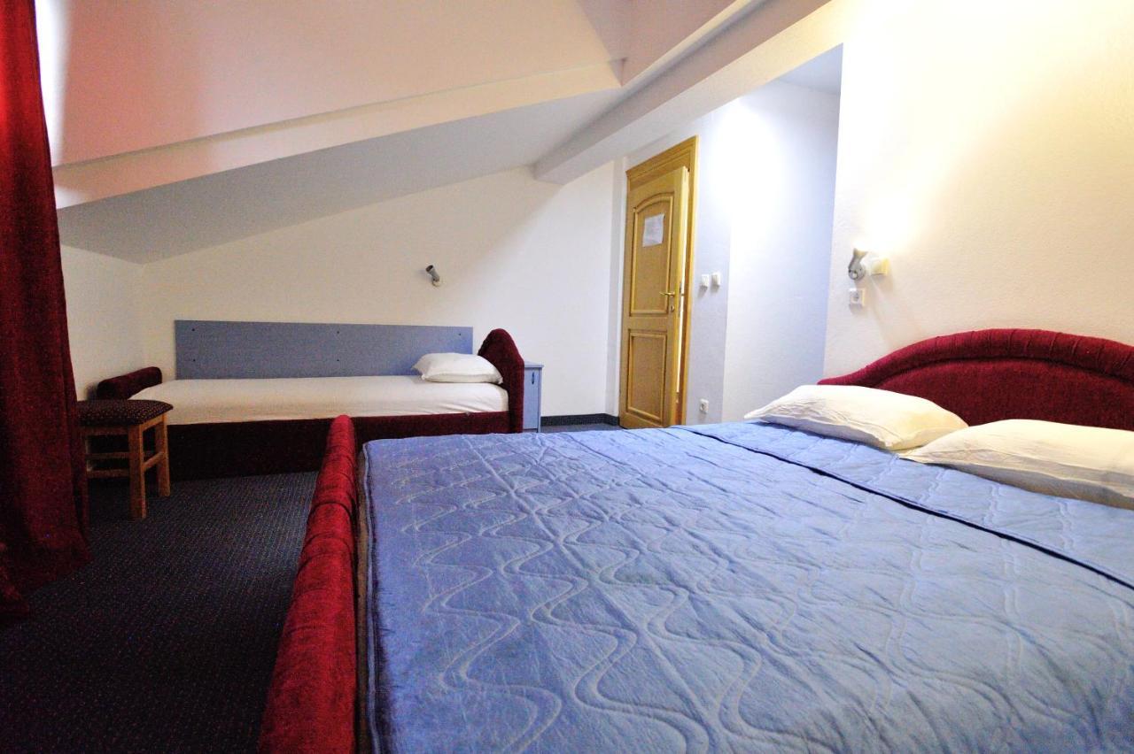 Hotel Lav Неум Екстер'єр фото
